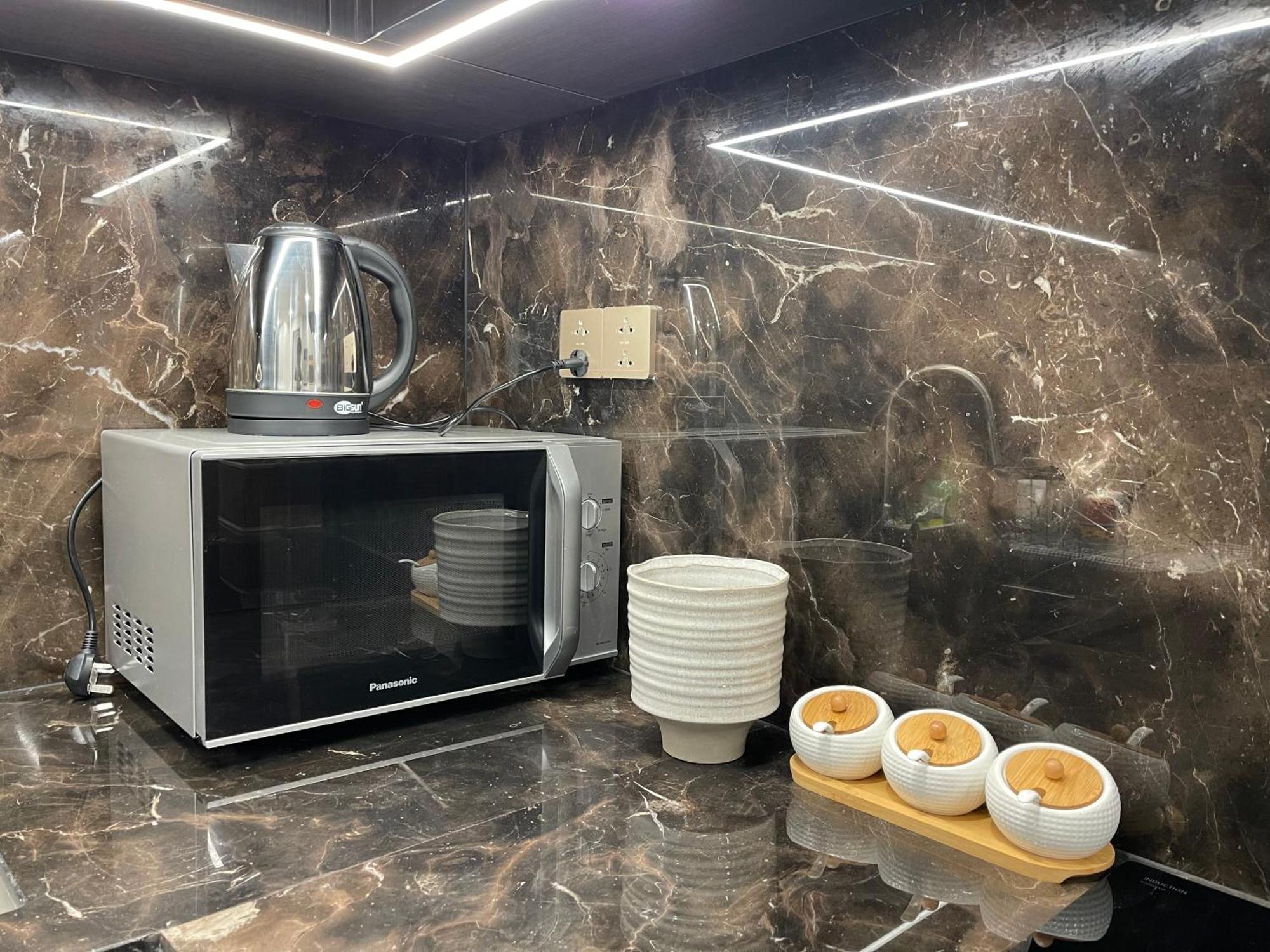 Retreat And Cosy In Lumiere Riverside Apartment Ho Chi Minh City