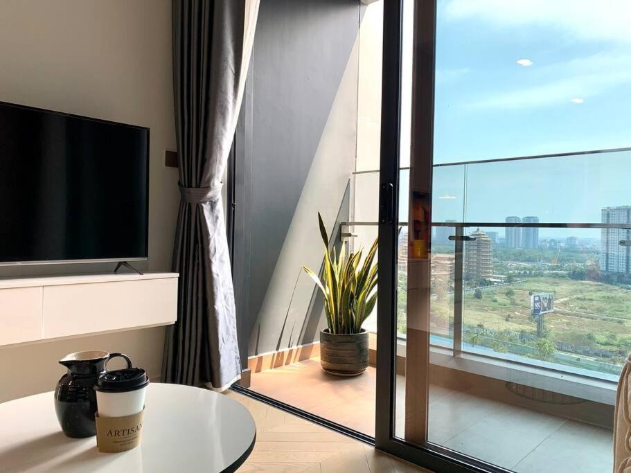 Căn hộ Retreat And Cosy In Lumiere Riverside *
